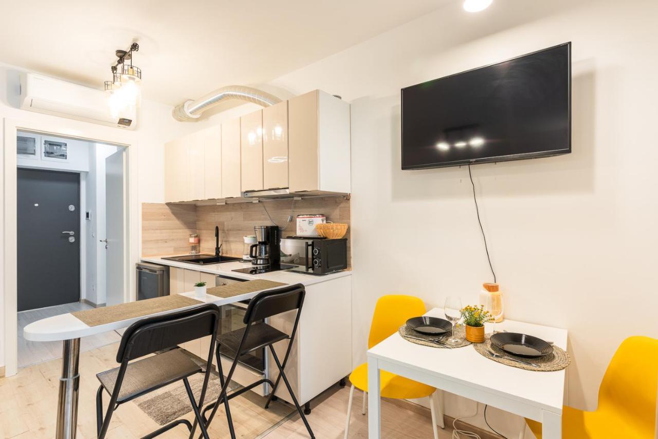 Modern Newly-Built Home By The New York Cafe Будапеща Екстериор снимка